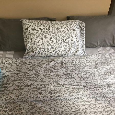 Loft Condo Beside Shangri-La Fort Μανίλα Εξωτερικό φωτογραφία